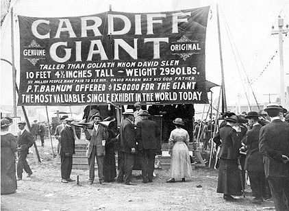 The Cardiff Giant becomes a popular attraction