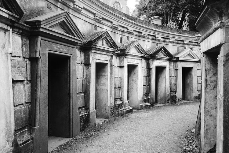 Circle of Lebanon, Highgate Cemetery, London