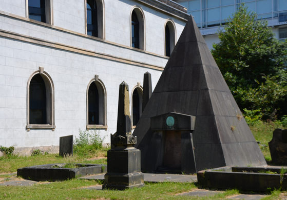 William Mackenzie's pyramid, in St Andrew's Churchyard, Liverpool