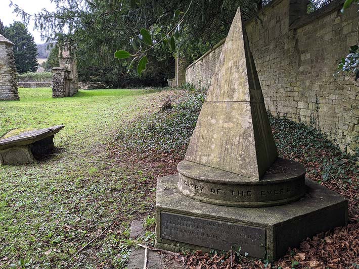 The Dunn pyramid memorial in Gloucestershire