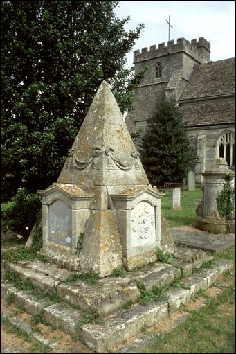 The pyramid of Joseph Ellis in Stonehouse, Gloucestershire