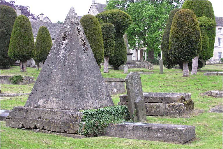 The pyramid of John Bryan in Painswick, Gloucestershire