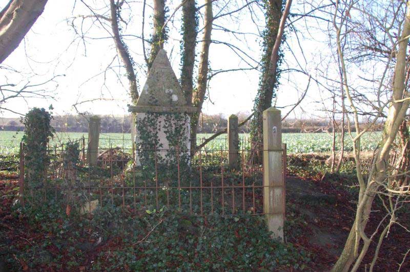 Pyramid-shaped memorial to John Thurlow Reade, near Ipsden, Oxfordshire
