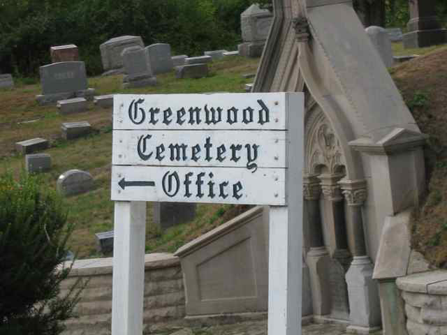 Greenwood Cemetery in Decatur, Illinois