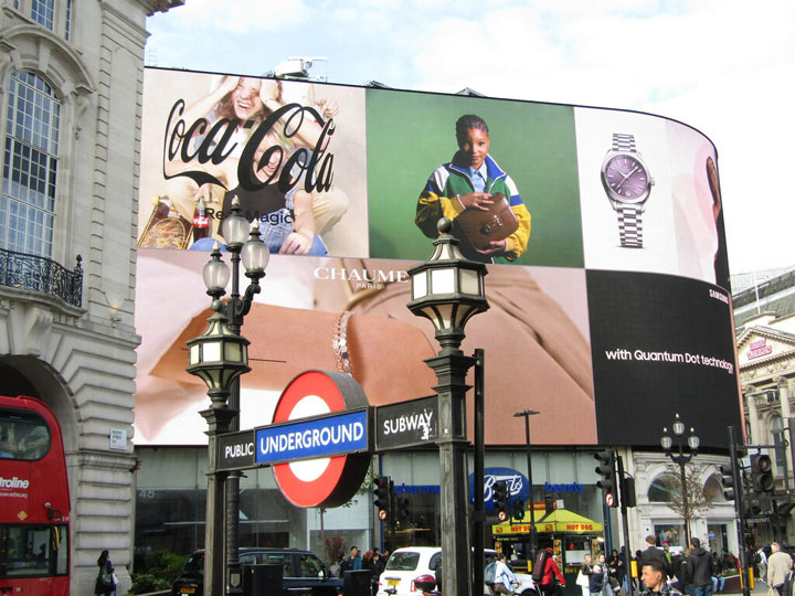 Piccadilly Circus