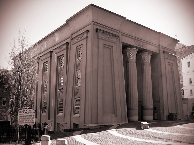 Virginia Commonwealth University's Egyptian Building - did this institution's students amplify the Richmond Vampire legend?