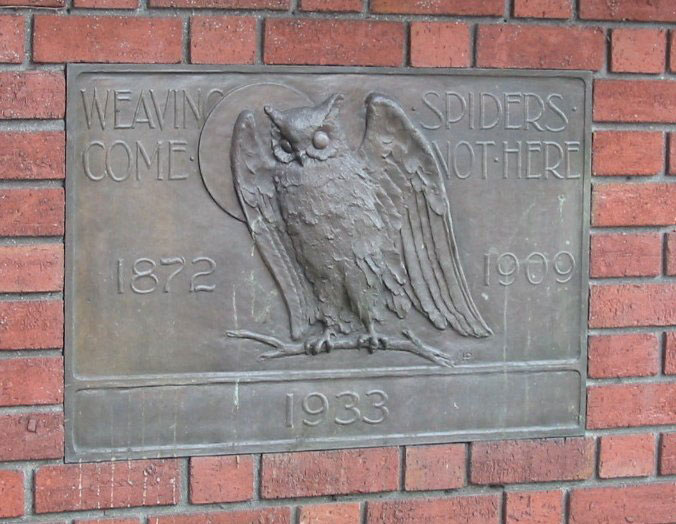 Sign of Bohemian Club with owl and motto - was James Gordon Bennett Junior a member?
